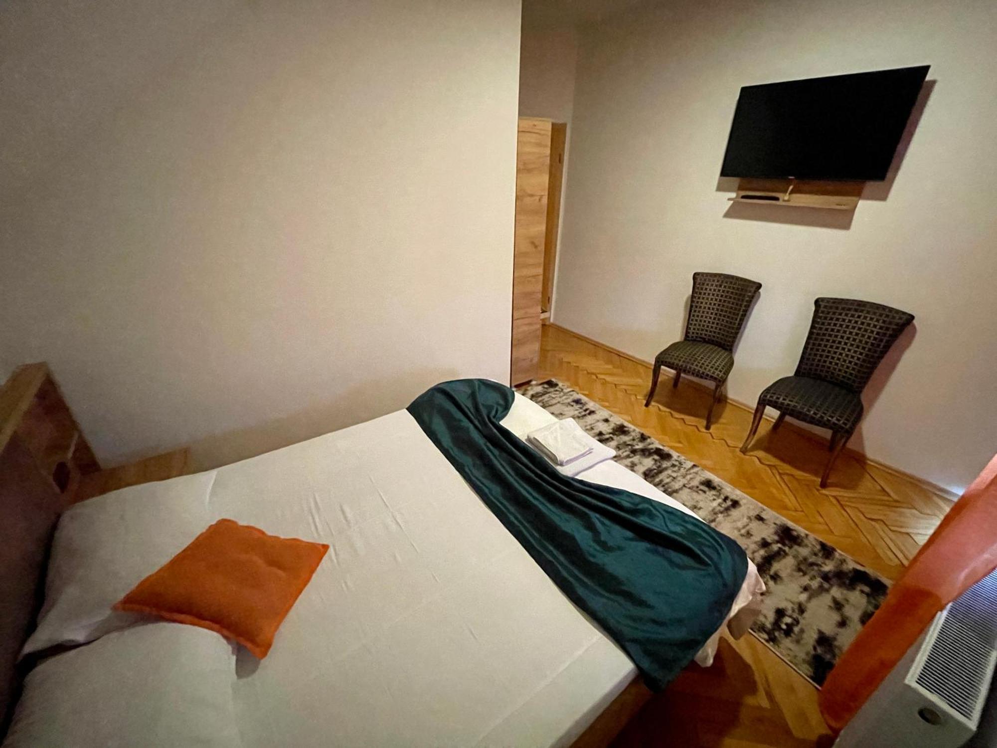 Madigan'S Hotel Kosovo Polje Εξωτερικό φωτογραφία