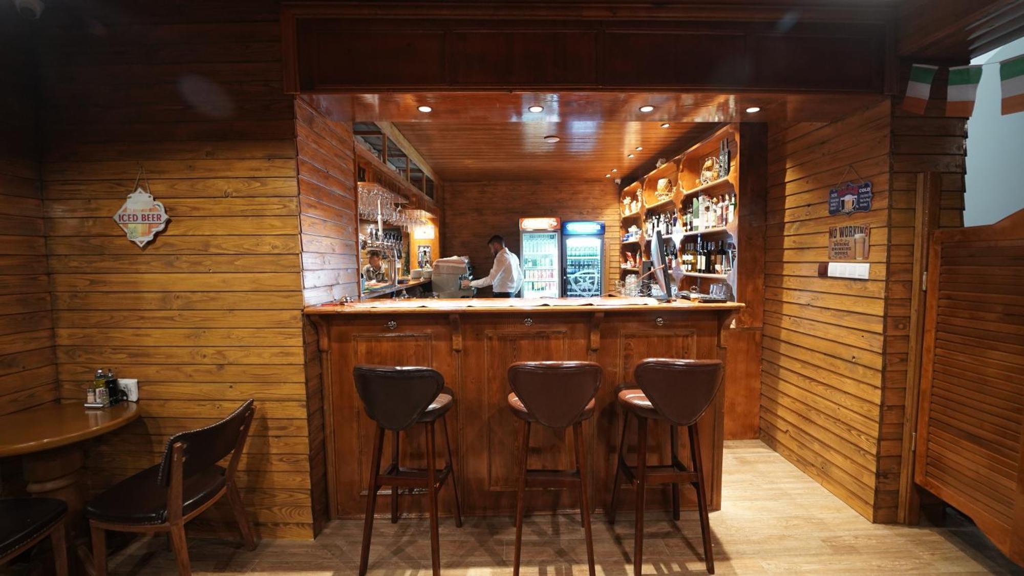 Madigan'S Hotel Kosovo Polje Εξωτερικό φωτογραφία